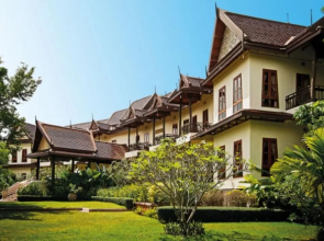 Phuwanalee Resort