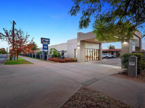 Comfort Inn Deakin Palms