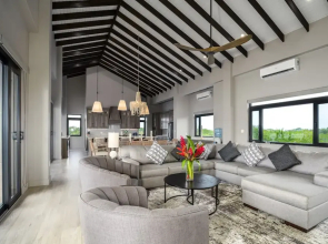 NEW 3 Story 4-bed Waterfront Villa w Sunset Views