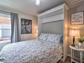 Chic Vancouver Cottage: 1 Mile to Main Street