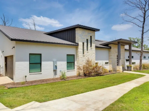 On Cedar Creek Reservoir: Malakoff Home w/ Pool!