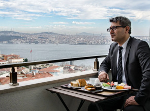 Cihangir Hotel Bosphorus