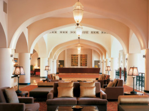 Shangri-La Barr Al Jissah Resort & Spa — Al Waha