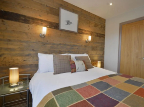 The Cayley Arms Inn