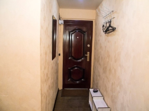 Apartment on Metallurgov 41