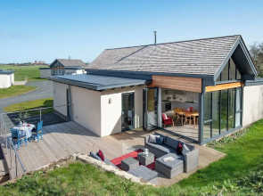Wild Chive Lodge, Brada Quarry