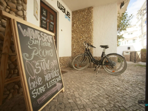 Wavespot Surfhouse