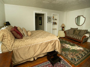 Faunbrook Bed & Breakfast