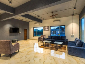 Saffronstays Sundowner