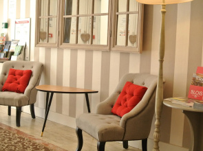 Logis Hotel Louise De Savoie