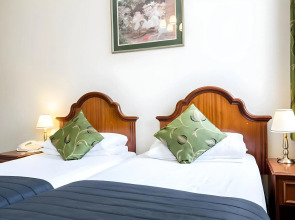 Kensington Gardens Hotel