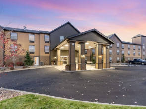 Holiday Inn Express And Suites Bend