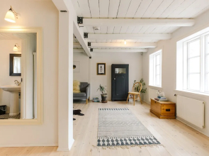 Beautiful bright and embracing villa in old town Akureyri