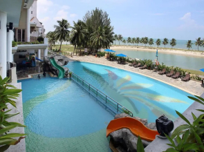 Cozy Seafront Paradise Lagoon Apartment