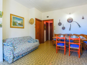 Beautiful Apartment in Rosignano Solvay-casti With Wifi and 2 Bedrooms