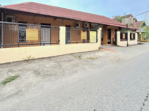 Handira Homestay Syariah Padang RedPartner
