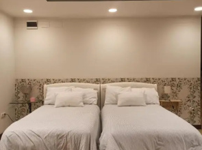 Apartamento independiente con jardín privado