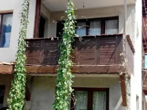 Elida Guest House