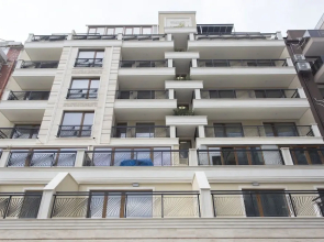 Modern 1bdr Apartment Near Center - Free Parking
