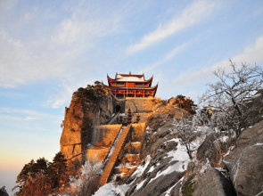 Yunju Hotel (Chizhou Shitai Branch)