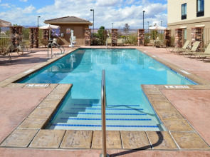 Holiday Inn Express & Suites Page - Lake Powell Area by IHG