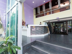 Palette Bella B All Suites Bangkok Hotel