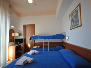 Hotel Pacific