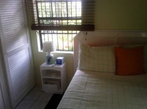 Henrietta's Seaview Studio