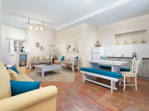 Kapeli Suites