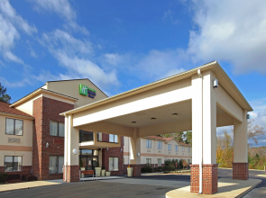 Holiday Inn Express Hotel & Suites Camden by IHG
