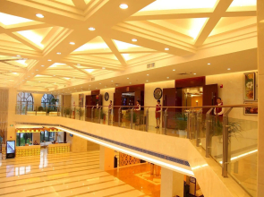 Yichang Guobin Bandao Hotel