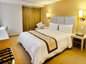 Star Hotel