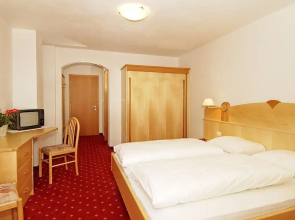 Garni Hotel Dornbach