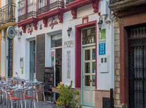 Hostal San Cayetano