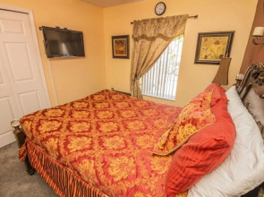 Thomas' Lake Berkley Resort Townhome