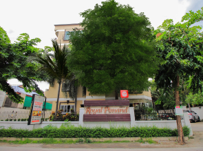 Royal Pimand Serviced Apartment