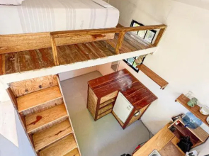 Bella's Backpackers Hostel