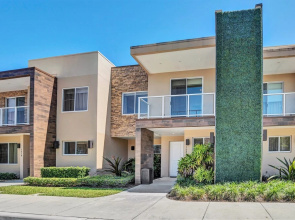 Modern Magic Village Resort Townhouse 7620