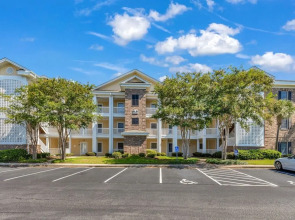 Stylish Golf  Beach Getaway