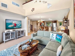 Ocean & Mountain Views - 2BR With Loft, 4 Beds - Relax in Luxury - Vrkcv