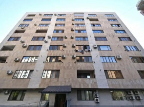 Stay inn on Mashtots 13.1