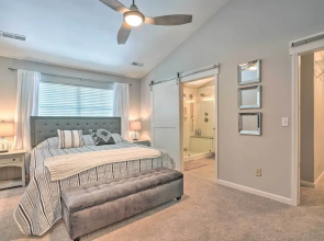 Modern Retreat - 4 Miles to Isle of Palms Beach!