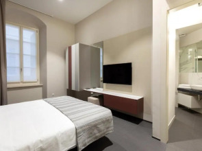 Salina Luxury Suites