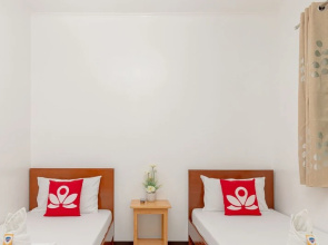 Alinchlo Hotel by ZEN Rooms