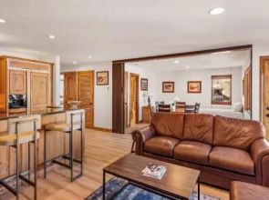 Shadowbrook 205