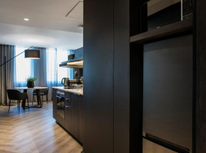 The Capital 15 on Orange Hotel & Spa