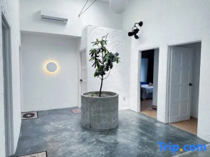 The Luxurious 1256, A Famosa Melaka