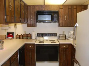 Hi Country Haus Unit 2003