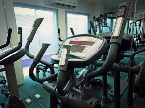 OYO 75321 Gemma Patong