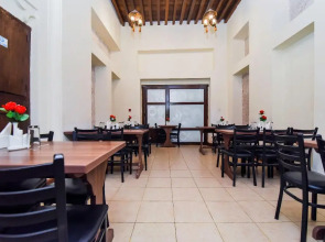 Capital O160 Lumbini Dream Garden Guest House LLC